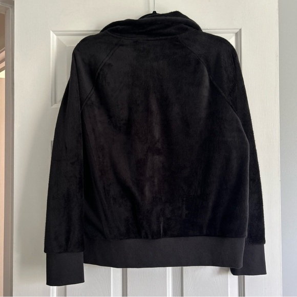 Athleta Cozy Sherpa Snap Sweatshirt in Black - Picture 6 of 6